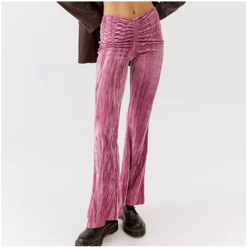 🌸3 for $20 or 5 for $30 flare velvet pants